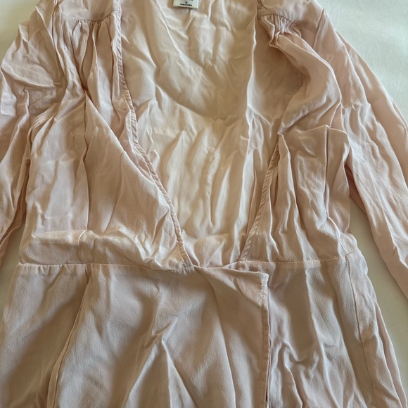 Aritzia Wilfred Silk Pink Blush Long Sleeve wrap Dress - Picture 3 of 5
